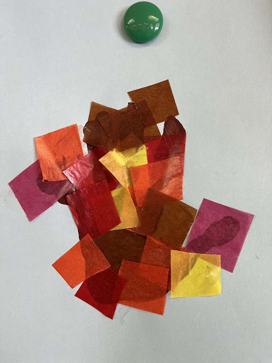 MrsKimGr4's tweet photo. Thinking about fall with our handprint trees! https://t.co/Faczt4WdH8