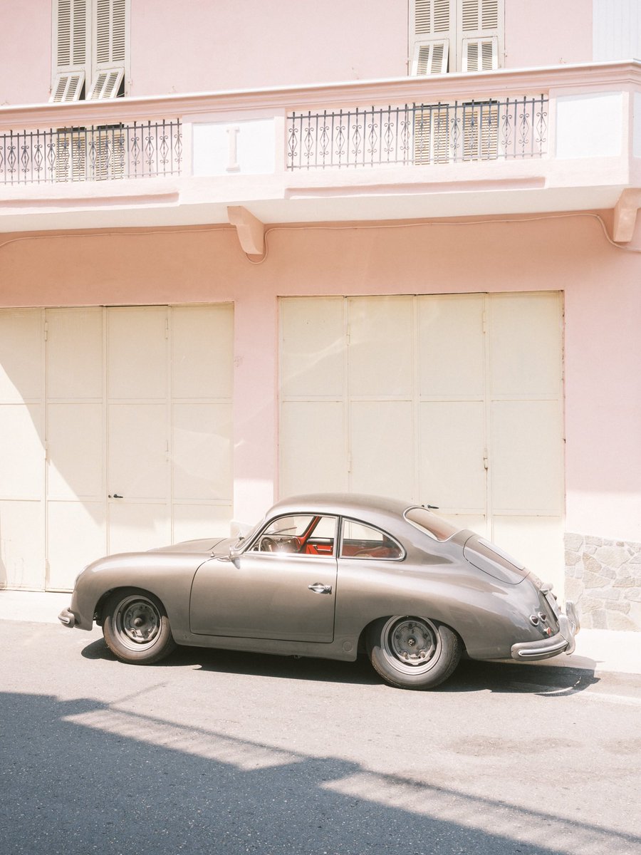 Pastel mood on film 🎞
#mamiyarz67
#portra400