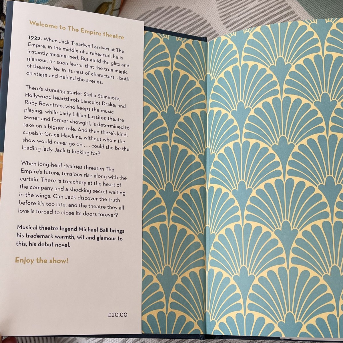Sarah_Swan2's tweet photo. Iβm looking forward to this!! Reading #TheEmpire by @mrmichaelball for the @rararesources blog tour π Thank you @ZaffreBooks for this gorgeous copy π#FromStageToPage @ClareJKelly @AbiWalton4 #BookTwitter https://t.co/fTyO4upLRb