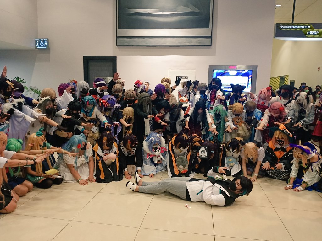soapao_'s tweet photo. We honor the Great Mayu Senpai🙏
#CosplayMania2022 #NIJISANJI #NIJISANJI_EN https://t.co/6hIB0PqhKk