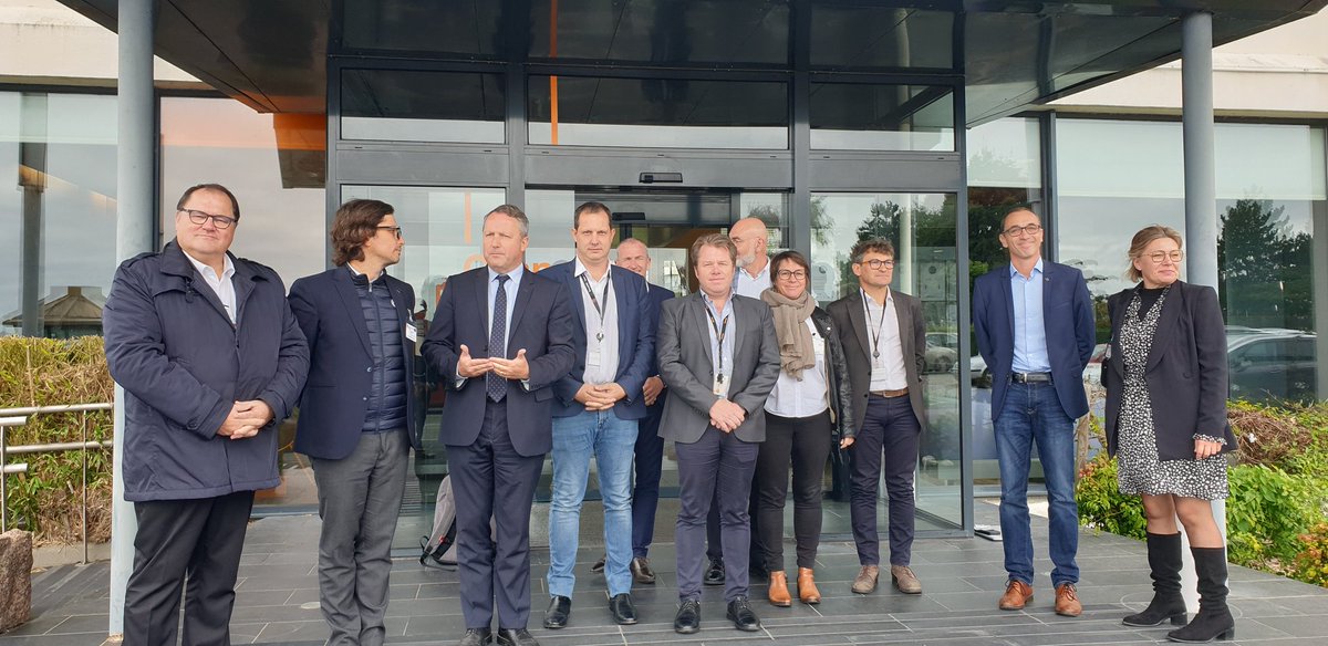 #Orange #Innovation #Lannion ravi de vous avoir accueilli aujourd'hui <a href="/TreJerome/">Jérôme Tré-Hardy</a> et <a href="/aggloltc/">Agglo_LannionTregor</a> sur le sujet de la Cybersécurité.
#lifeatorangelannion #lifeatorange <a href="/gillesbourdon/">Gilles Bourdon</a> <a href="/BellangerLione2/">Bellanger Lionel</a> <a href="/jlayec/">Jérôme Layec</a> <a href="/delphineescure/">Delphine Escure</a>
