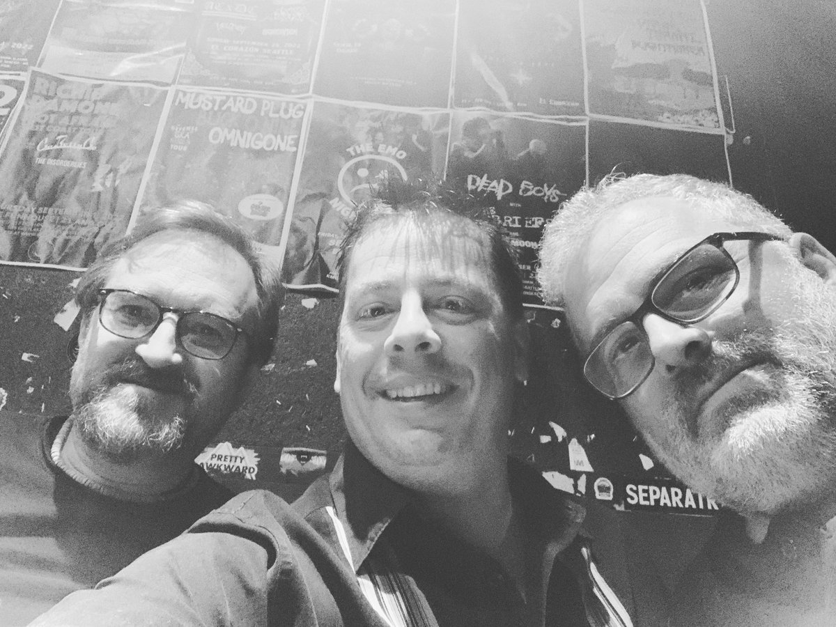 AstralJukebox's tweet photo. Thursday night, we are rocking the Blue Moon Seattle.   Show starts at 8 and features the 2106 and The Handmade Concessions. https://t.co/rXgafpKUPp