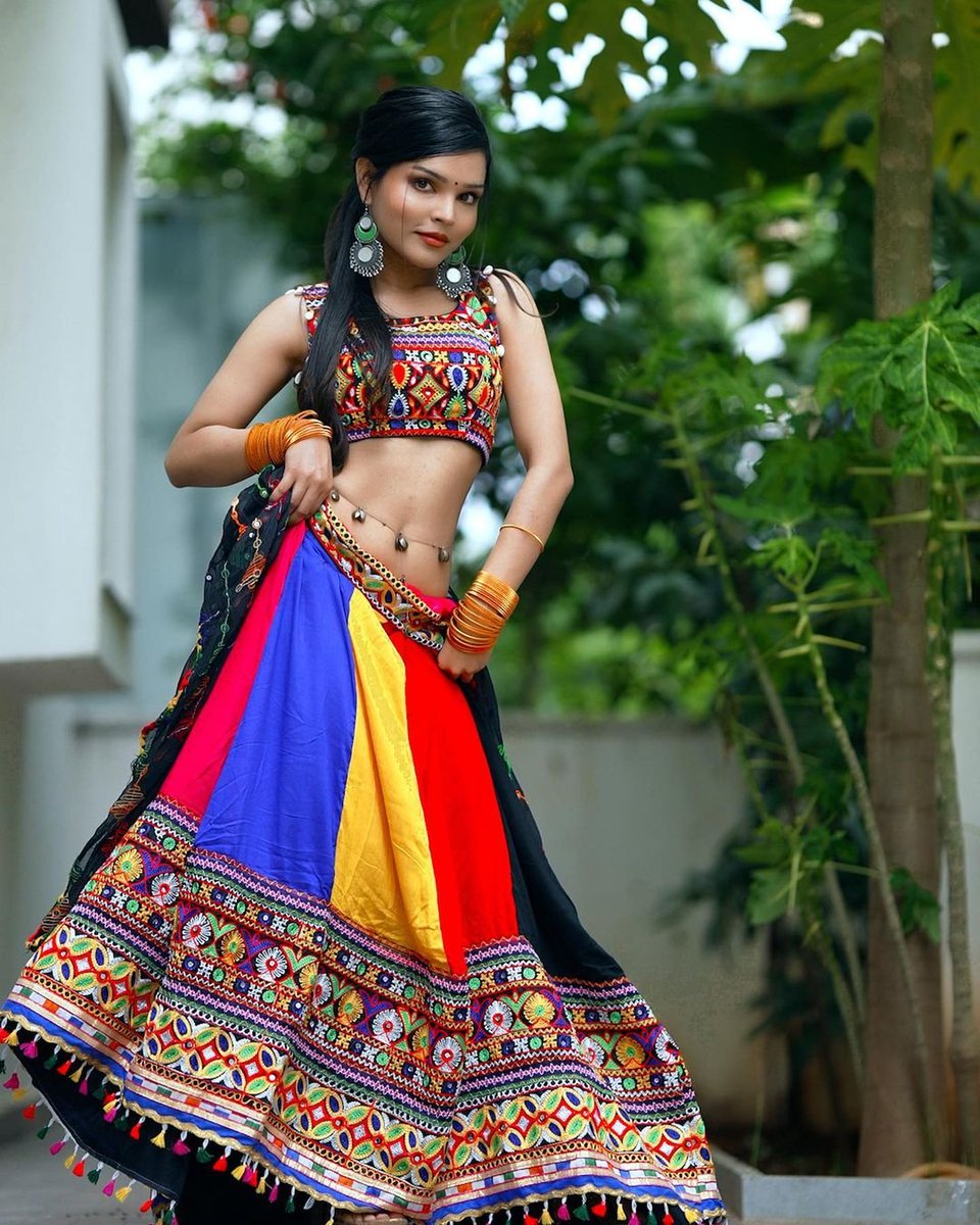 DanceDroll's tweet photo. #srishshukla #srish #sriiish #SofiaAnsariOfficial #SofiaAnsari #Sofia https://t.co/oMbqutIoq8
