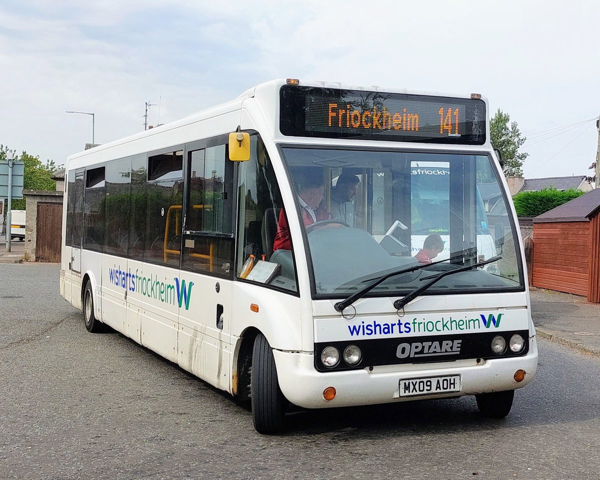 ScottishSoloFan's tweet photo. Hello! Welcome to my account :) I'm ScottishSoloSpotter or Cameron if you prefer! I'm a bus enthusiast based in East Scotland. Here you'll find photos from my bus related adventures! I'm particularly interested in Optare Solos so you'll see lots of them. 💙 SB07 JSB 💙

Enjoy! https://t.co/BF5gyifYlE