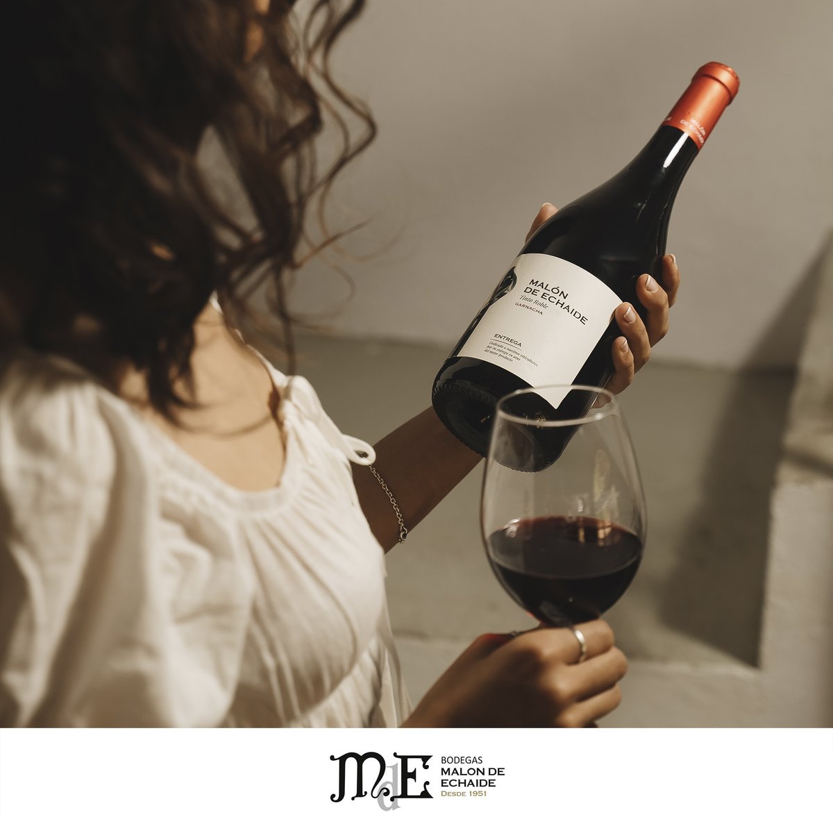 Mientras nos preguntamos cómo será la añada 2022 abrimos un buen Tinto Roble de Garnacha. 

¿Cuál es tu vino Malón de Echaide favorito?
→ malondeechaide.com