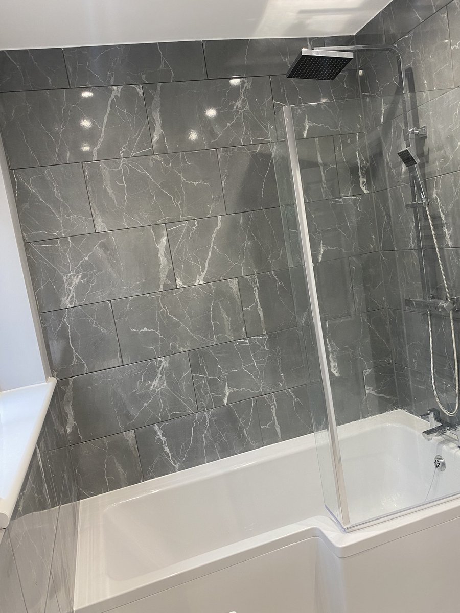 BrettInce's tweet photo. Bathroom Renovation recently completed for a good friend π
1 of 2 β¦ (before photos on next post)
#bathroominspo #toppstilestrade #toppstiles #bathroomrenovation #bathroomdesign #maidstonebuilders https://t.co/AOiewsvvkL