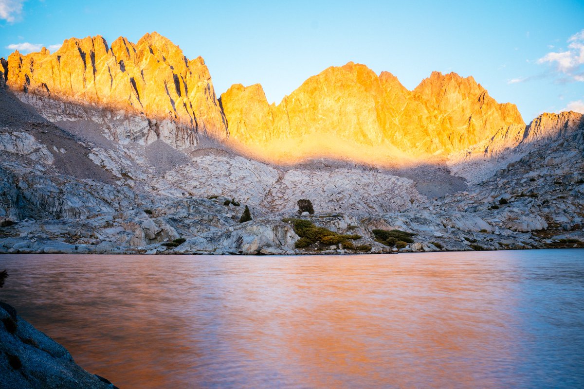 skewleft's tweet photo. inexplicably obsessed w the mountains https://t.co/hGEo1TX7BN