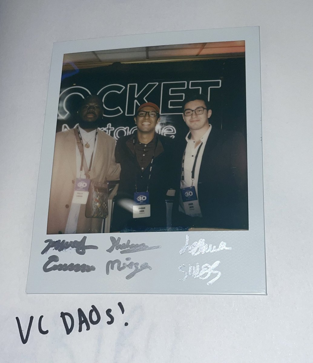 JoshuaSilets's tweet photo. Forbes Under 30 Summit with @Tricky_Idea #Under30Summit #ForbesUnder30 https://t.co/DjeyJzfn93