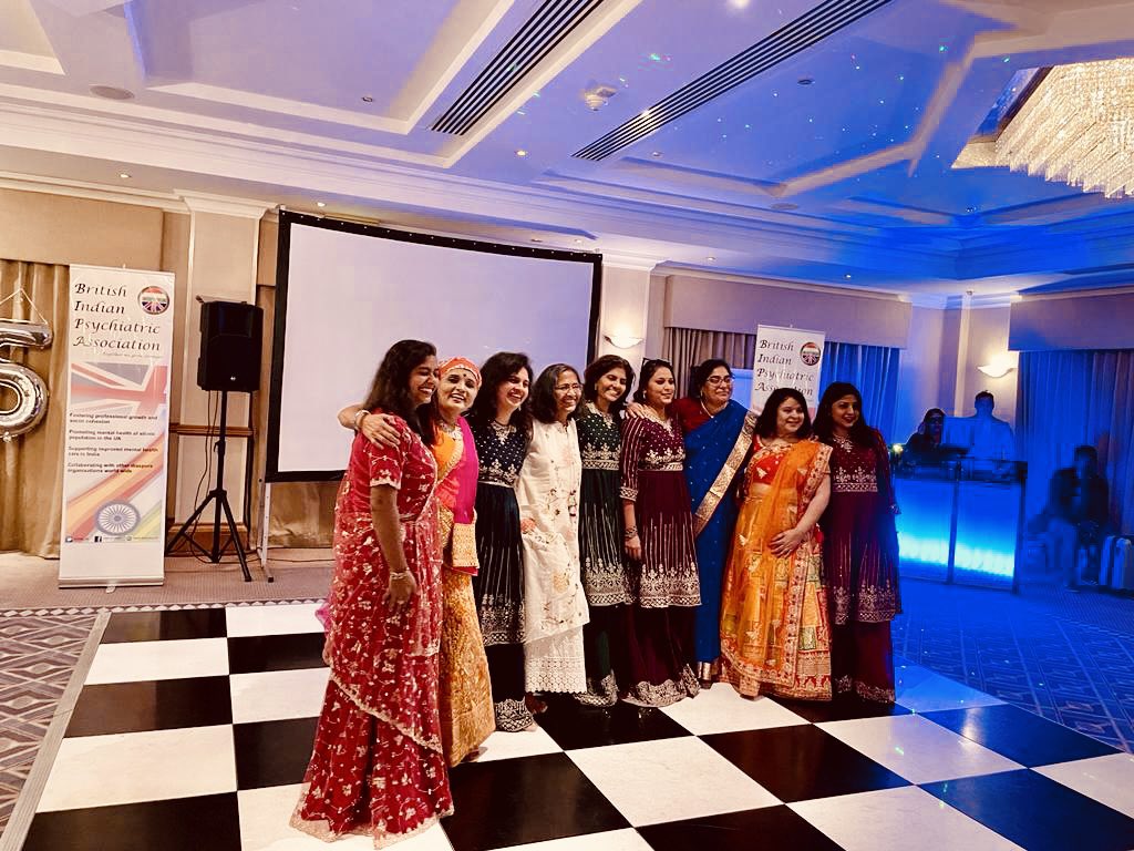 bipa_uk's tweet photo. @ramneeshpuri @adave_NHS @Bhavana_Chawda @csmony @sri_2050 @skalidindi1 @subodhdave1 @rrao9499 @shwetamittal80 @deliriumkrish @AnandRamakris18 @Donna_Arya @DrAdrianJames And here are few more photos from the excellent #25yearsofBIPA conference 💜 https://t.co/NerGIAb7q6