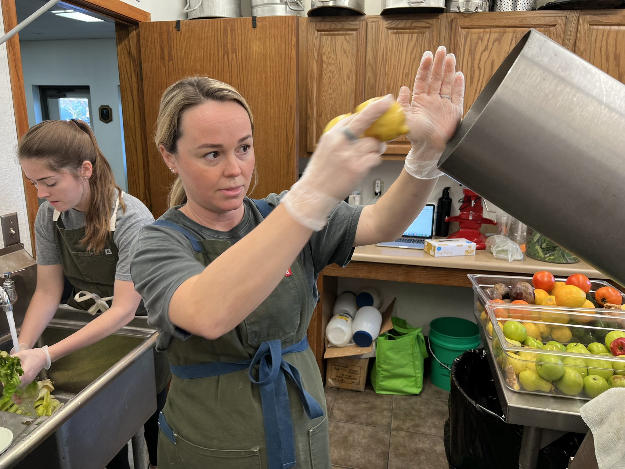 Tim Elliott NBC15 on Twitter "Shannon runs “These Days Juice Co.” in Middleton 🍎🍑🍍 She’s