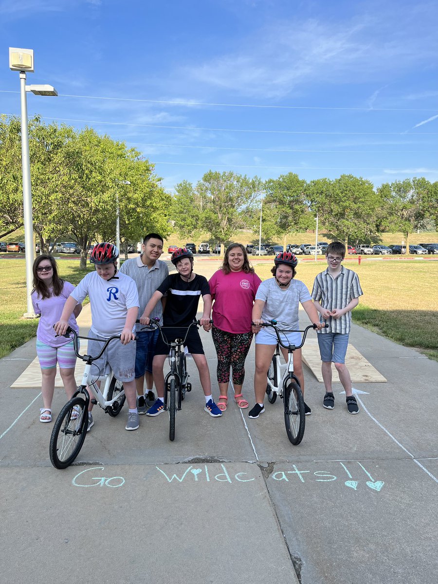 MWUnified's tweet photo. Our fall Unified activities are off to a great start! This year, we introduced two new activities - Unified Cheer &amp; Unified Cycling. West Friends club joined with @MWGirlsSoccer for a kickball game &amp; ice cream #ChoosetoInclude @MWHSactivities @MWHSWiIdcats @mwcheer__ @MillardPS https://t.co/iYeBFA8xPj