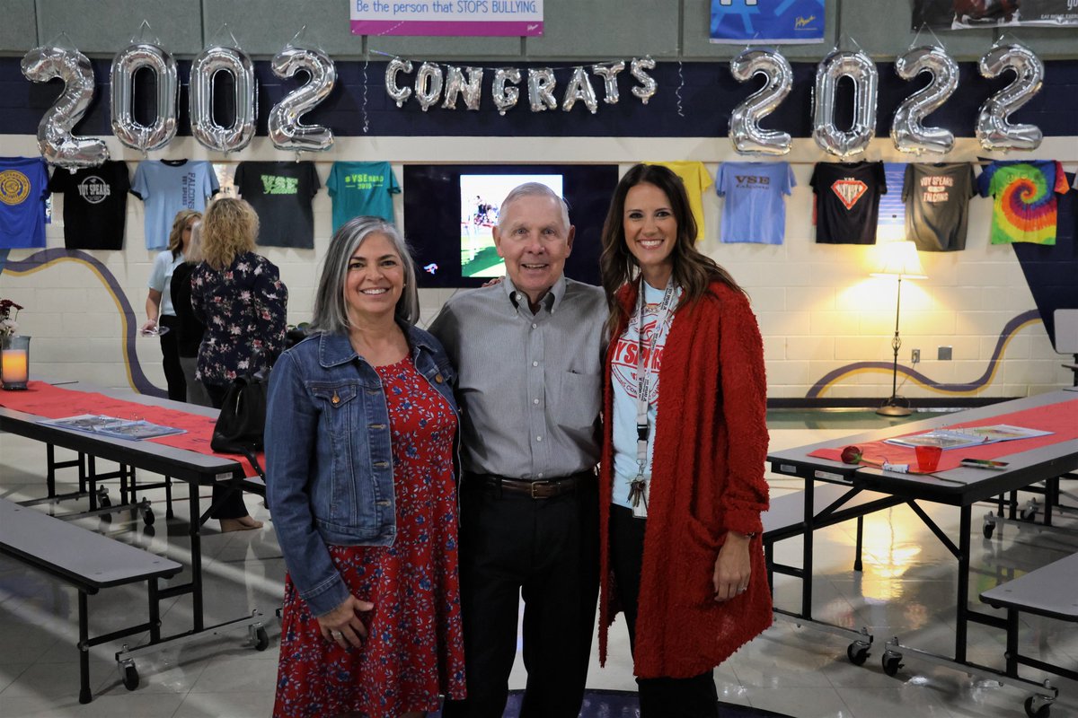 Blue Springs Schools tweet media