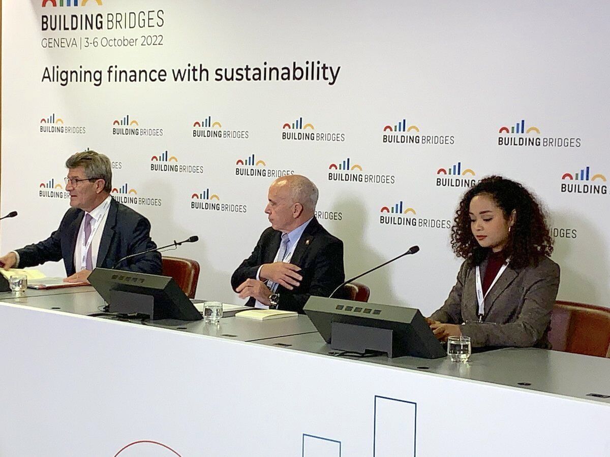 The Earth Prize tweet media