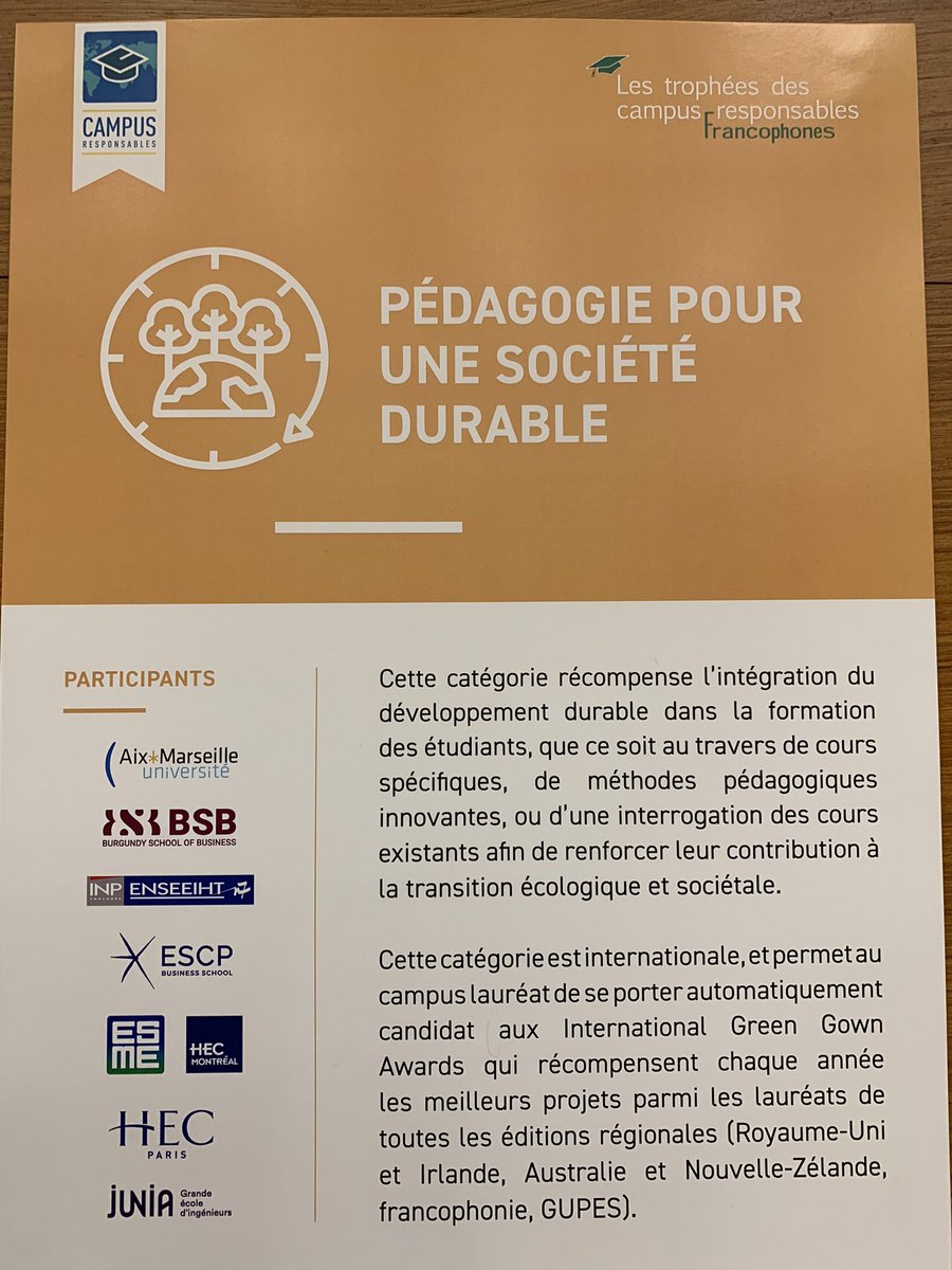 V_Bonnet_ESME's tweet photo. Très fière de recevoir aujourd’hui au @sup_recherche  le prix coup de cœur des 8eme trophées des campus responsables (version francophone des Green Gown Awards). Une bel encouragement pour la jeune entreprise à mission qu’est l’@ESME_ingenieurs https://t.co/OCnOfNMawm