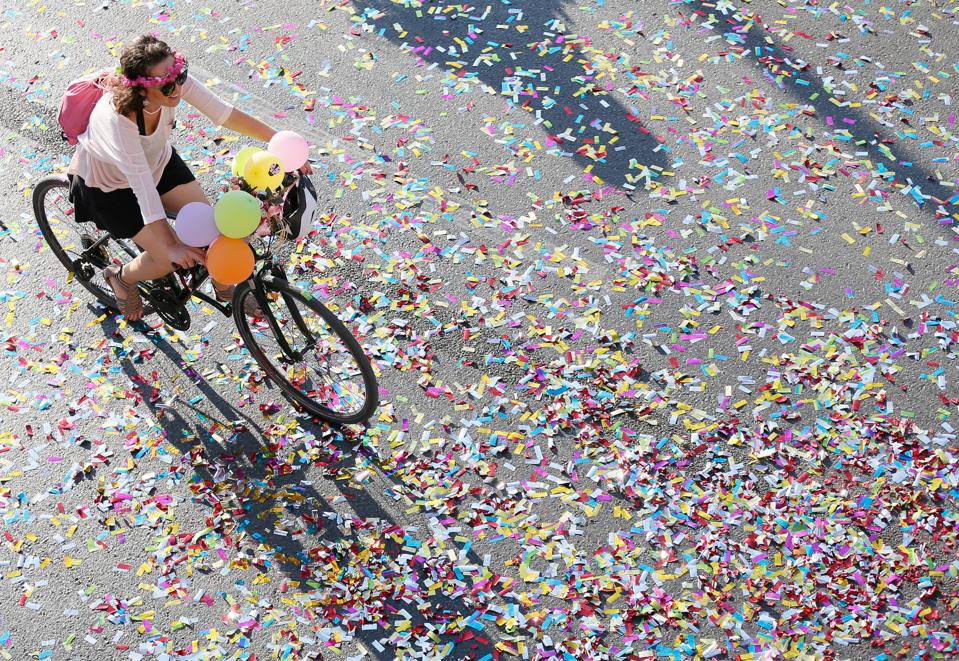 Cyclists Have Happiest Commute, Shows US Smartphone App forbes.com/sites/carltonr…