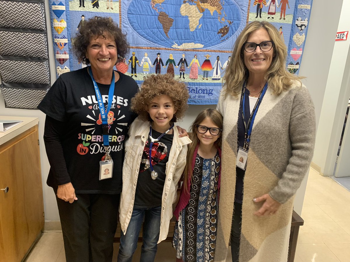 CWCLincolnElem's tweet image. Many students chose to dress as Lincoln faculty members for today’s superhero spirit day. We appreciate the incredible respect!