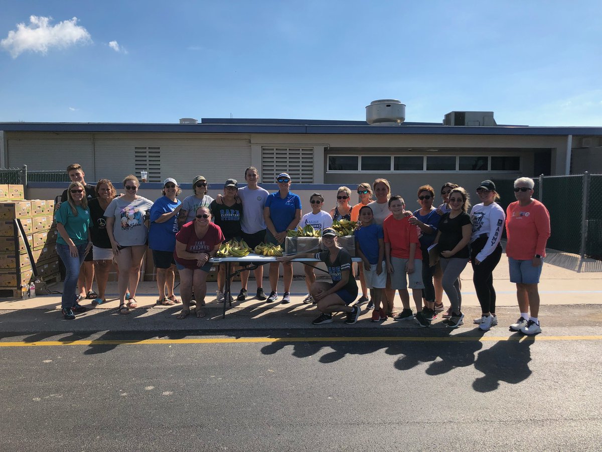 CapeElem's tweet photo. Harry Chapin Distribution at Cape Elementary #CapeStrong @LeeSchools https://t.co/221XWahMPP