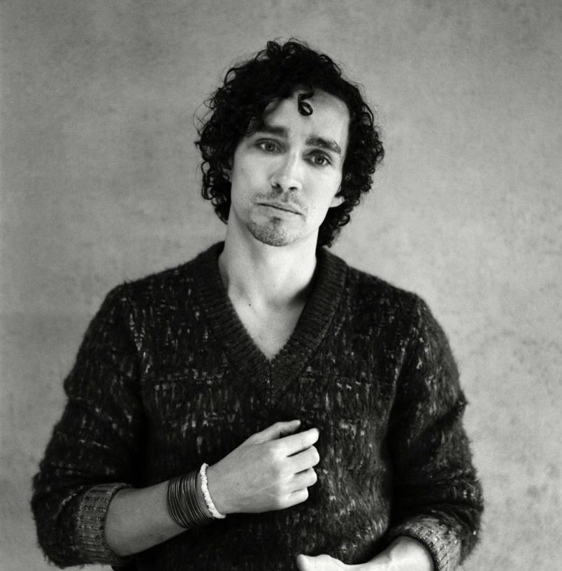 The Sheehab (@thesheehab) on Twitter photo Robert Sheehan by Giles Duley. Photo from 2019 taken in London. Recently shared again by the photographer to promote the ‘Portraits’ section of his website © <a href="/gilesduley/">Giles Duley</a> Robert Sheehan by Giles Duley. Photo from 2019 taken in London. Recently shared again by the photographer to promote the ‘Portraits’ section of his website © <a href="/gilesduley/">Giles Duley</a>