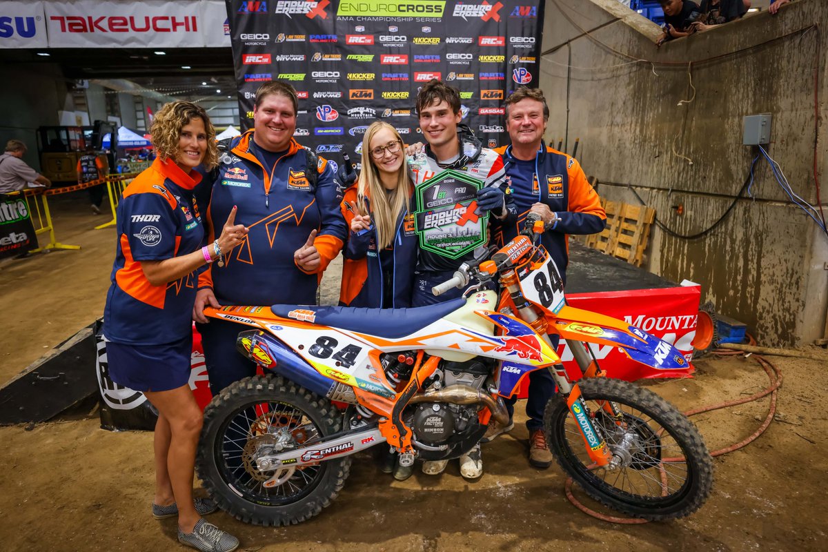 It was a successful weekend for RK #520EXW chain sponsored team FMF KTM Factory Racing’s Dante Oliveira and Trystan Hart! Dante dominated at Round 8 of the AMA NGPC maintaining his points lead. Trystan captured his first overall-win at Round 3 of the EX Pro AMA EnduroCross.