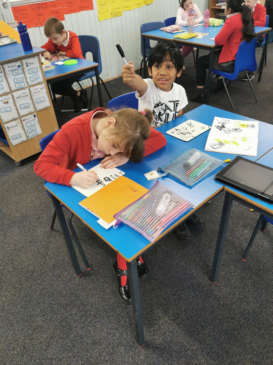 Mrs Thomson tweet media