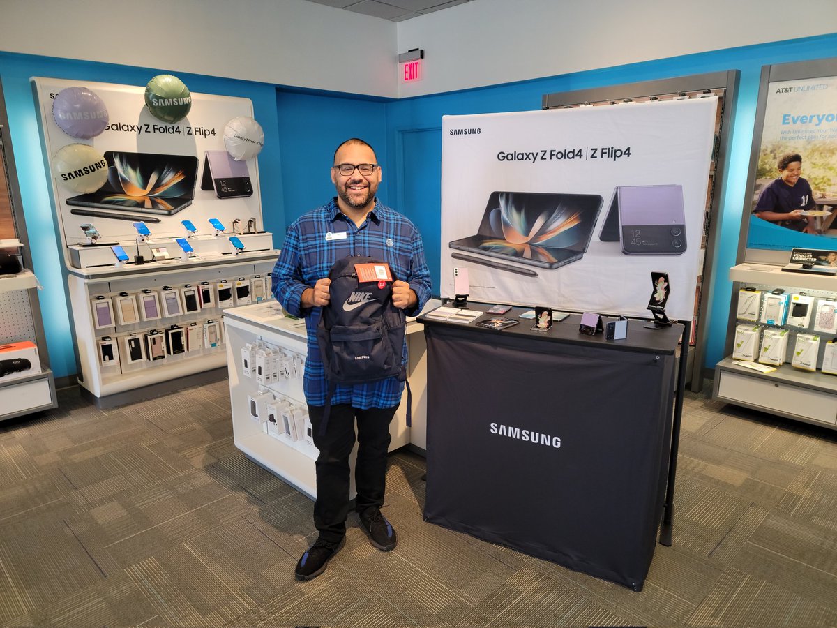 Towers of Grapevine 

Congratulations 🎊 to Nick for completing all his Elite trainings and winning the Q3 contest for Samsung Elite 👏 <a href="/XtinaNTX/">Christina Culverhouse</a>
@fifthnorth <a href="/ShameekMillz/">Shamika Taylor</a> <a href="/VRsamsung1/">Vinod Rathi</a>