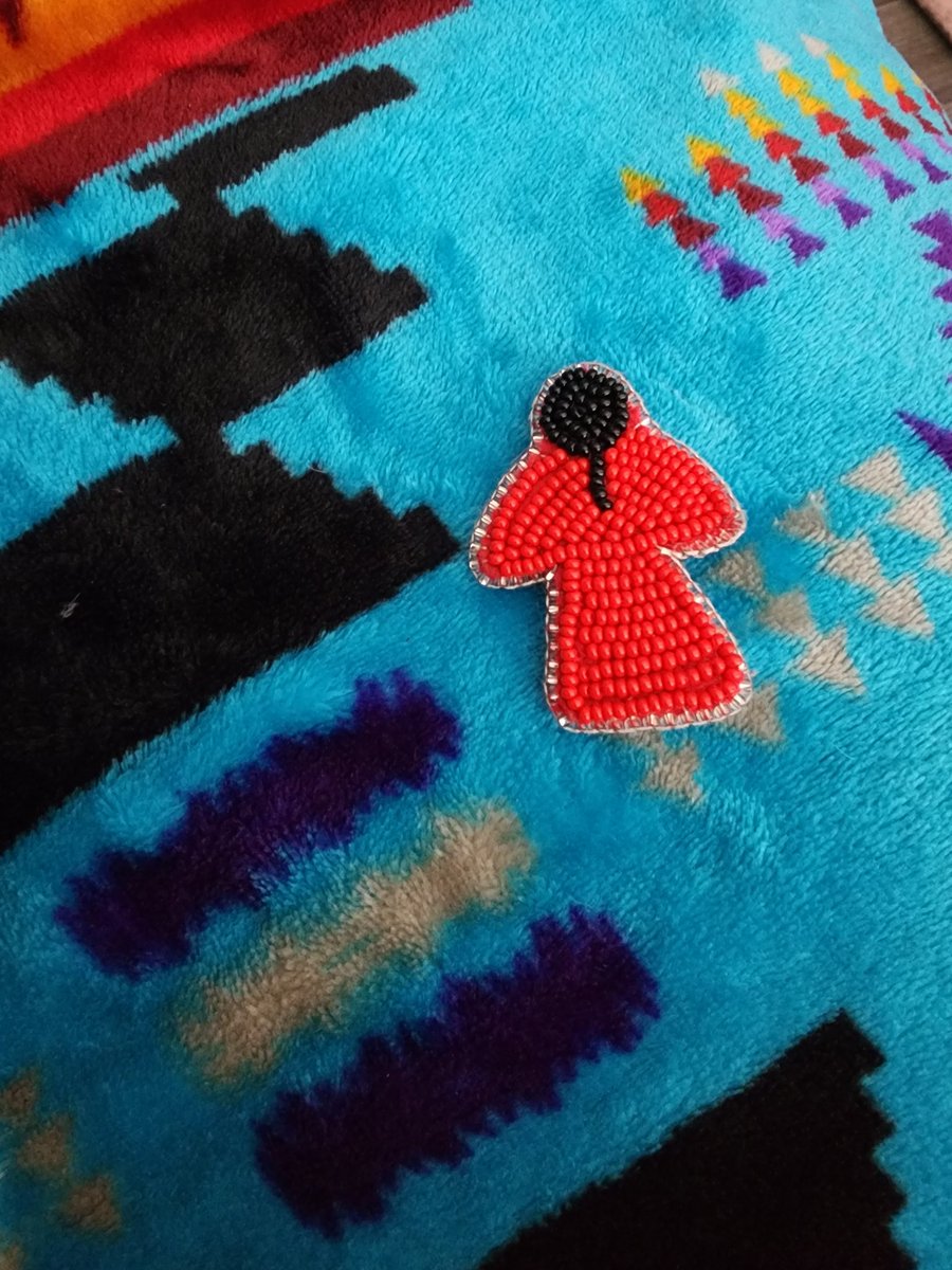 TheSheilaNorth's tweet photo. Today is the National Day of Action for #MMMIW #MMIWG2S I continue to be in awe of the strength, resilience and beauty of all Survivors, Families and Friends impacted by the epidemic as well the Advocates and Allies. I pray/hope for a day that violence against Indigenous ppl ends https://t.co/cE6bzE2DeM