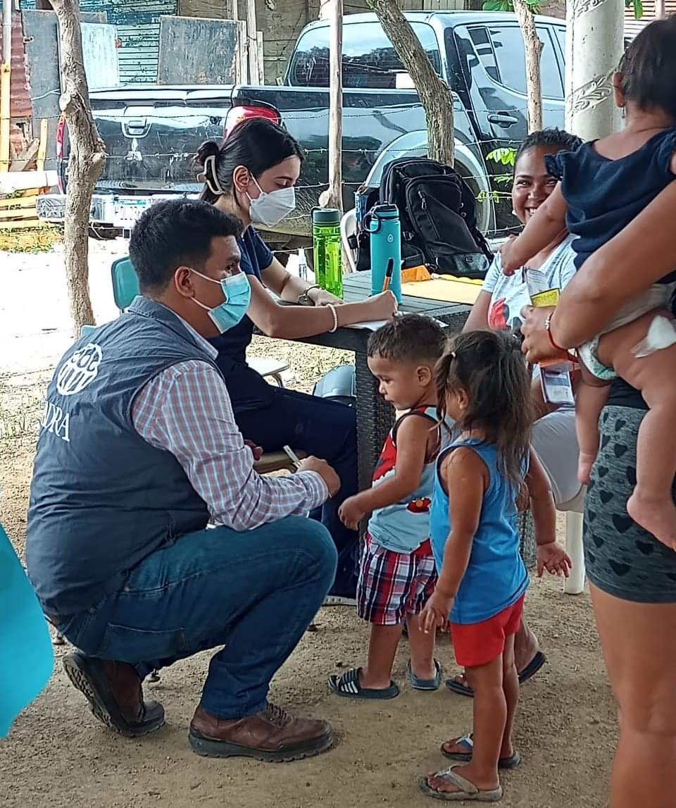 RSD_CORTES's tweet photo. Coordinación de Salud del Municipio de la Lima, Cortes continua acercando los Servicios de Salud a la población que mas necesita y no tienen acceso de llegar a los diferentes establecimientos, realizando Brigada Medica Integral en la Col. Canaán.

#CortesNoEstaSolo https://t.co/YwtcTVfrWE