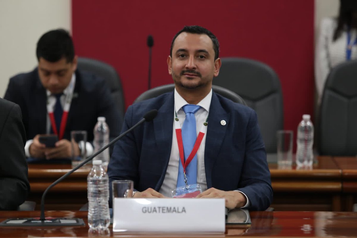 mingobguate's tweet photo. En representación de Guatemala, el Quinto Viceministro, Fernando Rodas, participa en la Trigésima Reunión de Jefes de los Organismos Nacionales Encargados de Combatir el Tráfico Ilícito de Drogas en América Latina y el Caribe (HONLAC), a realizarse del 4 al 7 de octubre. https://t.co/phelXLwfDw