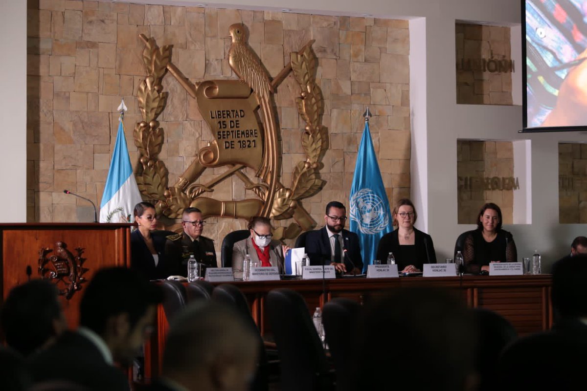 mingobguate's tweet photo. En representación de Guatemala, el Quinto Viceministro, Fernando Rodas, participa en la Trigésima Reunión de Jefes de los Organismos Nacionales Encargados de Combatir el Tráfico Ilícito de Drogas en América Latina y el Caribe (HONLAC), a realizarse del 4 al 7 de octubre. https://t.co/phelXLwfDw