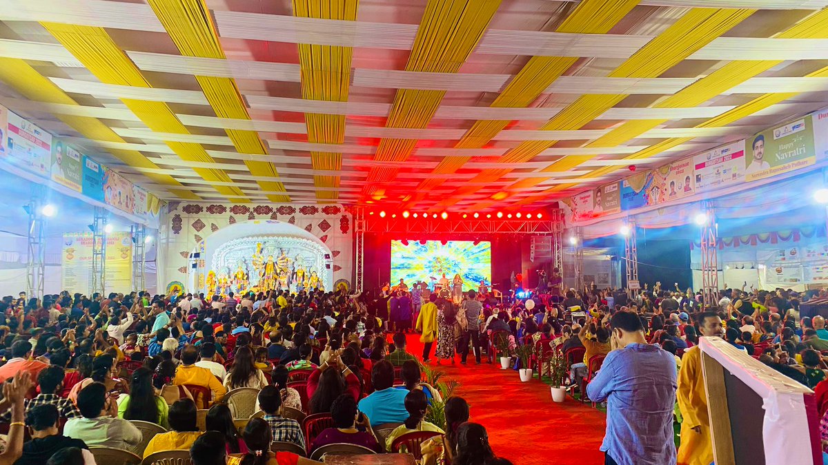 My first #durgotsav #durgapooja experience at #kharadi #pune - vibrant musical celebration. 

Thanks @aaplasurendra @DeoSahil