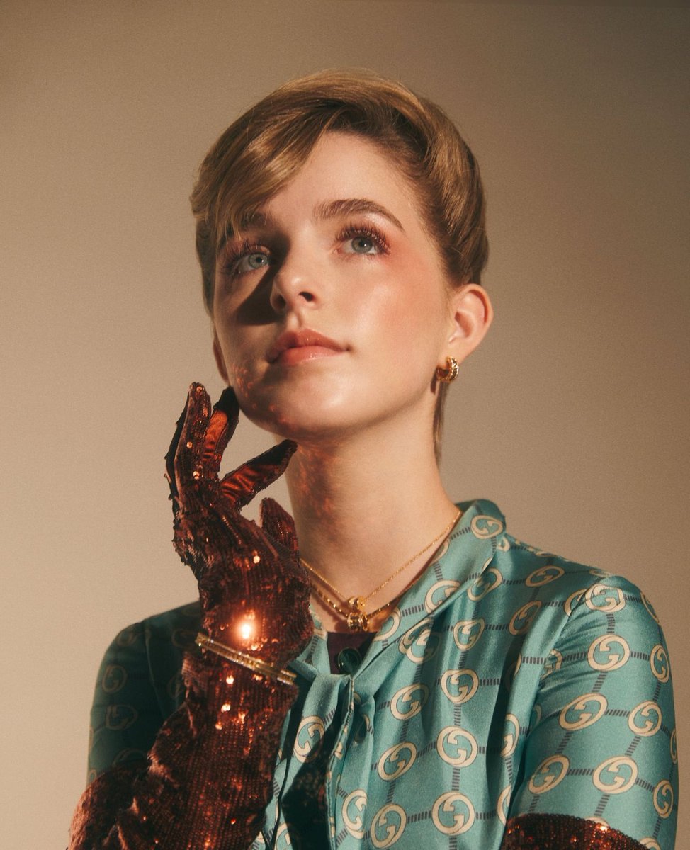 FilmUpdates's tweet photo. Mckenna Grace, Jesse Williams, and Dacre Montgomery will star in 'Spider &amp; Jessie'.

The movie follows two sisters who, after discovering their mother has fatally overdosed, hide her body – terrified that they’ll be separated by the foster care system.

(https://t.co/5Xma4RT9FU) https://t.co/3yGC0As2HE