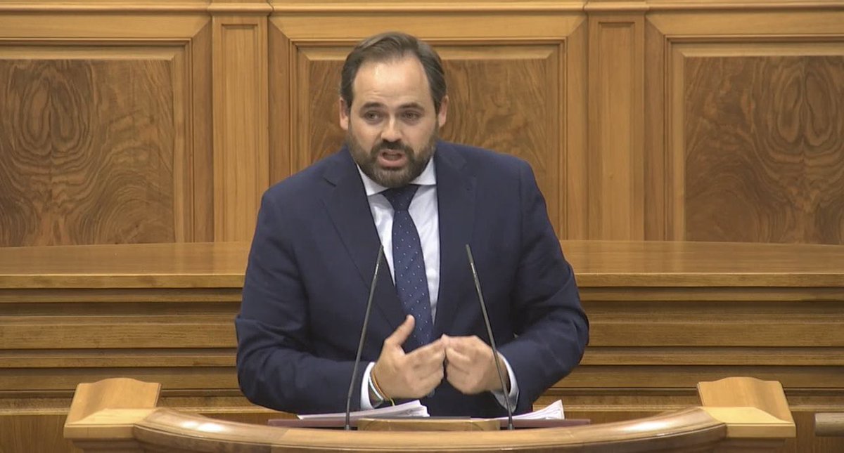 PPCiudadReal1's tweet photo. #PreparadosConNúñez
Es necesario reformular los planes de empleo y destinar fondos a ayudar a la contratación. Y es necesaria una reducción de la burocracia. No podemos inundar de papeles a las pymes https://t.co/hDPAOLONsL