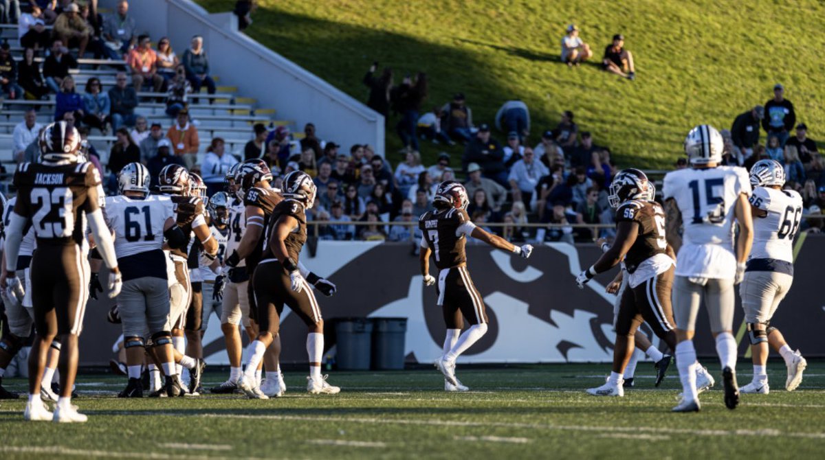 Make plays 7 #LetsRide #FOUR