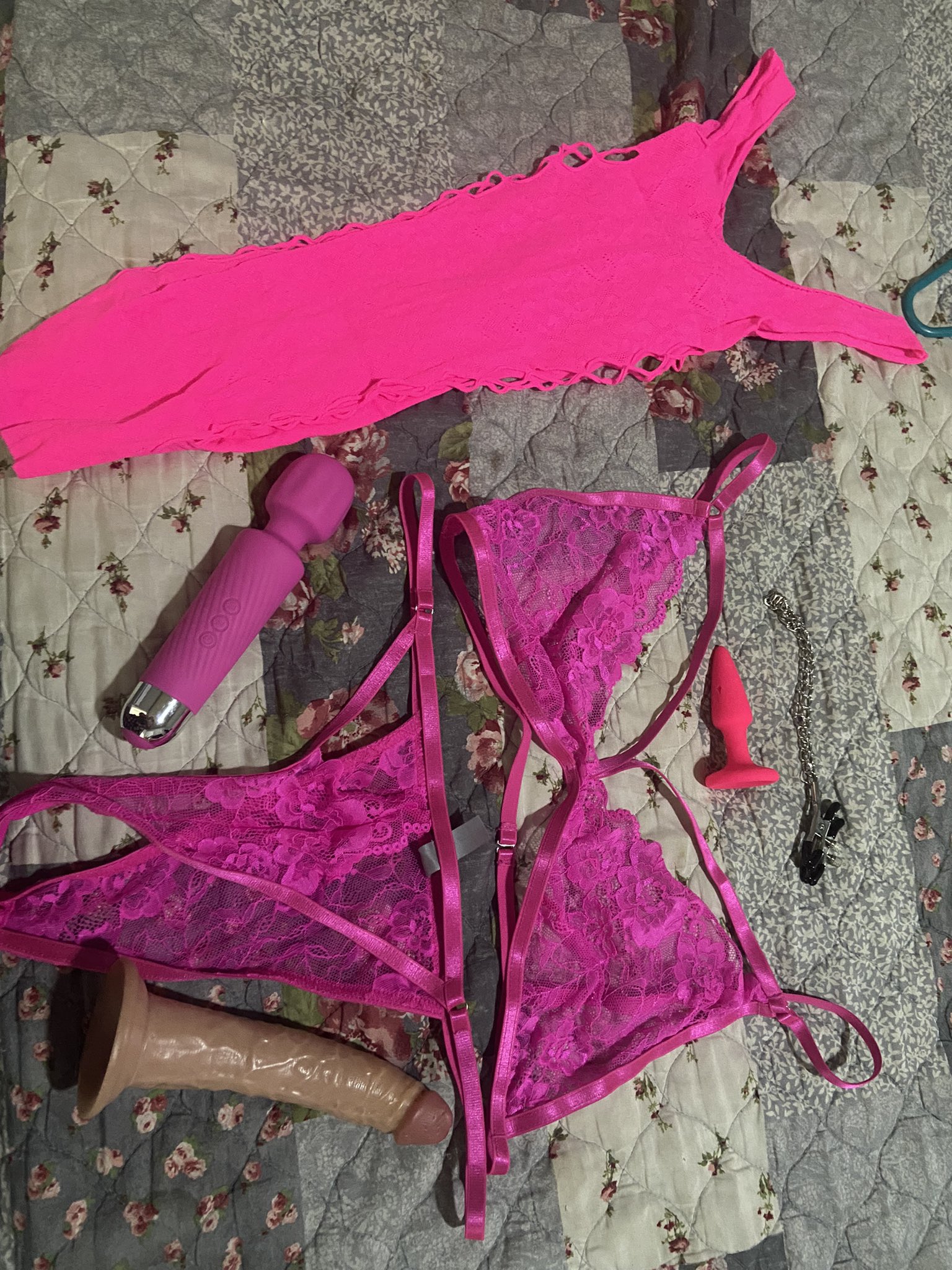 New set out tomorrow?Getting ready to film ???Free: https://t.co/ncbfrHsXrh $13 Monthly UNCENSORED: https://t