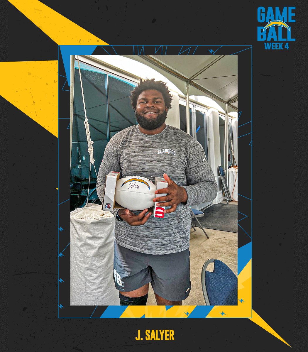 the best tradition in football + a new one

⚡️🚨 RT IF U WANT IT 🚨⚡️