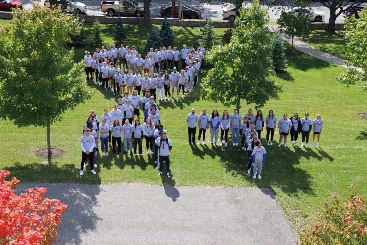 We ❤️ our Athletic Trainers! <a href="/DaemenSportsMed/">Daemen University Sports Medicine</a>