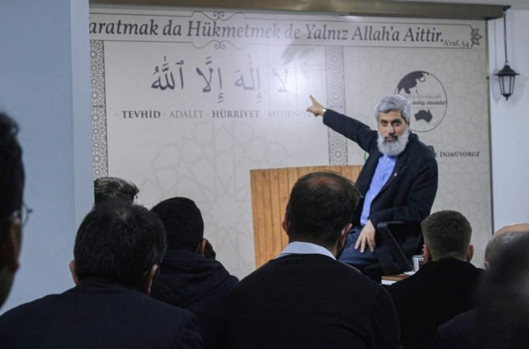 Hz. Peygamber'in en büyük sünneti tevhidi anlatmasıydı...

Adana Valiliği hiçbir gerekçe göstermeden konferansı iptal etmiş hemde 20 gün önceden bildirim yapılmasına rağmen. 

Şunu bilin ki bu din yer yüzüne hakim olacak.

Siz istemeseniz bile...

Yazıklar olsun