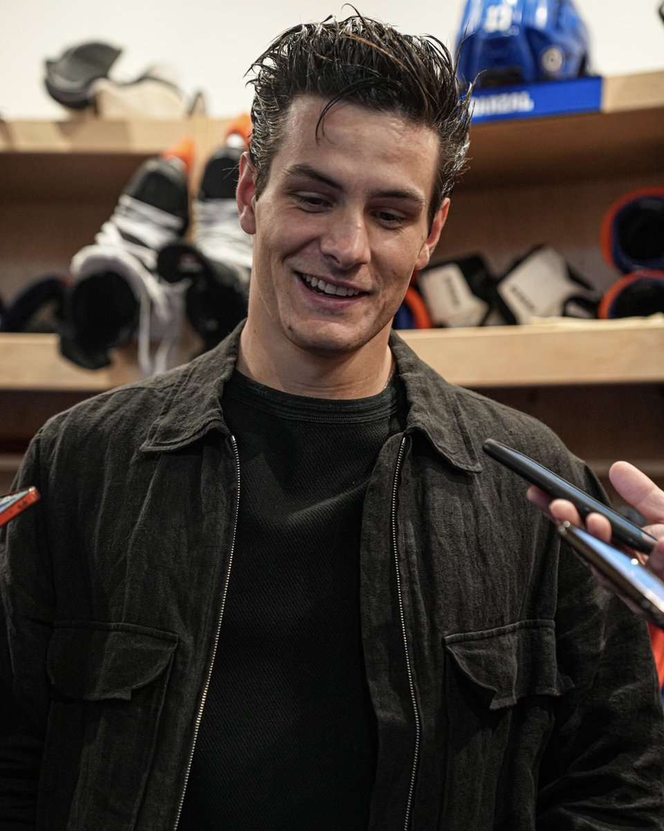 NYIslanders's tweet photo. All smiles. https://t.co/8GeH6phbDy