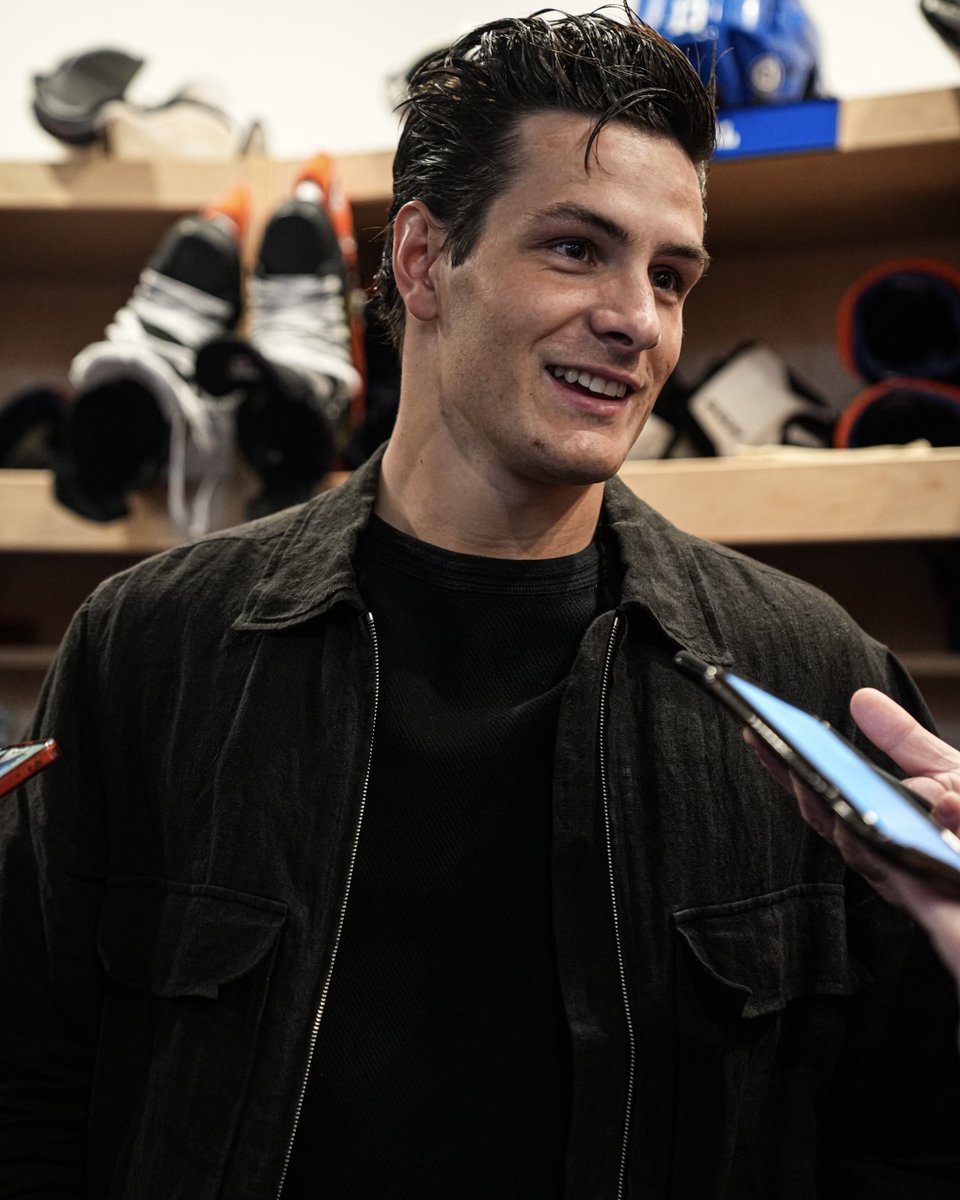 NYIslanders's tweet photo. All smiles. https://t.co/8GeH6phbDy
