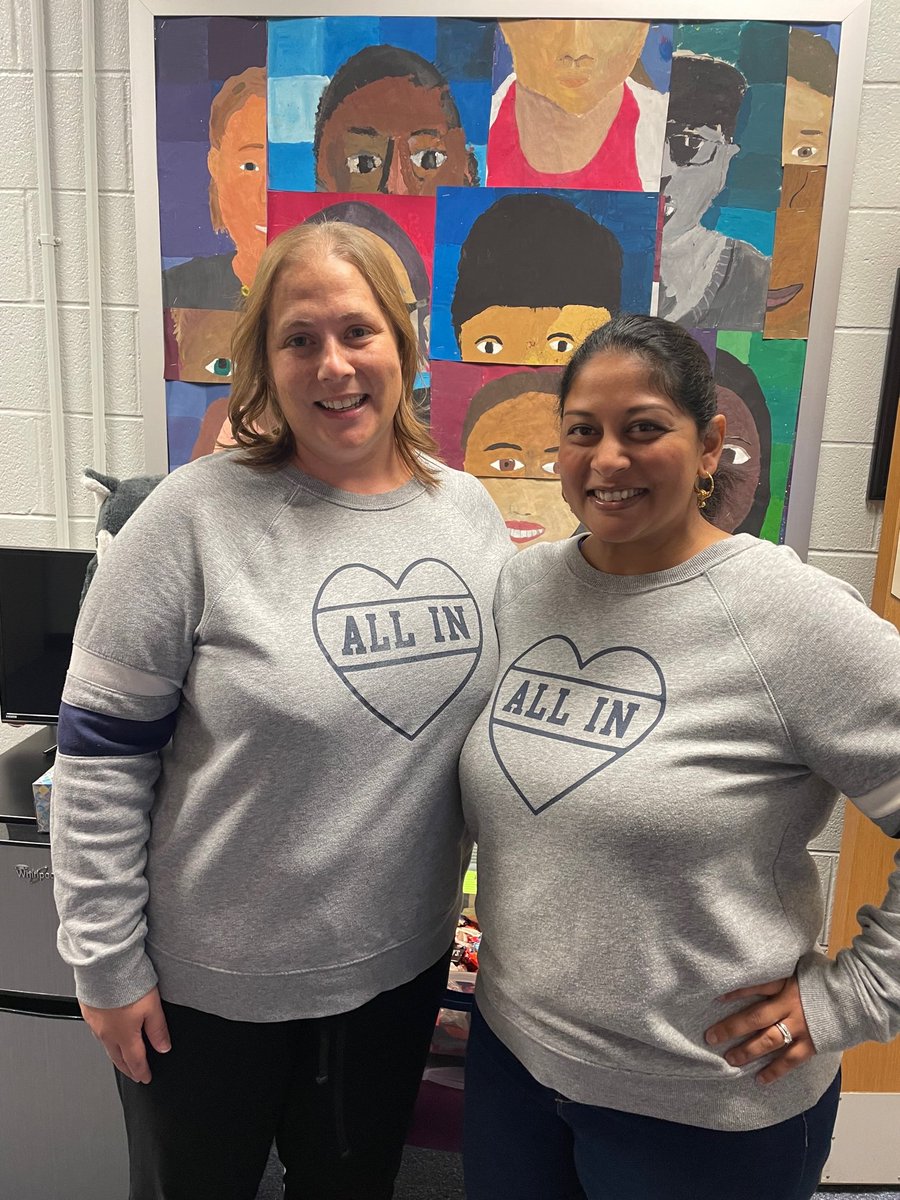 oakhilles's tweet photo. Our teachers are ALL IN for all students! #everystudenteverystrength @Kosa1Kosaraju @MrsSamplesStars https://t.co/fdYqFNpYs8
