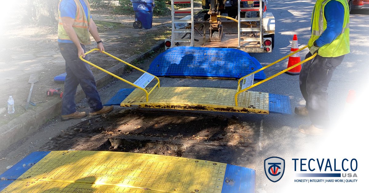 Tecvalco's tweet photo. Georgia Department of Transportation is currently evaluating the Oxford Plastics road plates. A recent demonstration, sponsored by Atlanta Gas Light, was a great success. The road plates were installed over a trench for five weeks, allowing regular traffic to flow over the plates https://t.co/pcnt5794QF