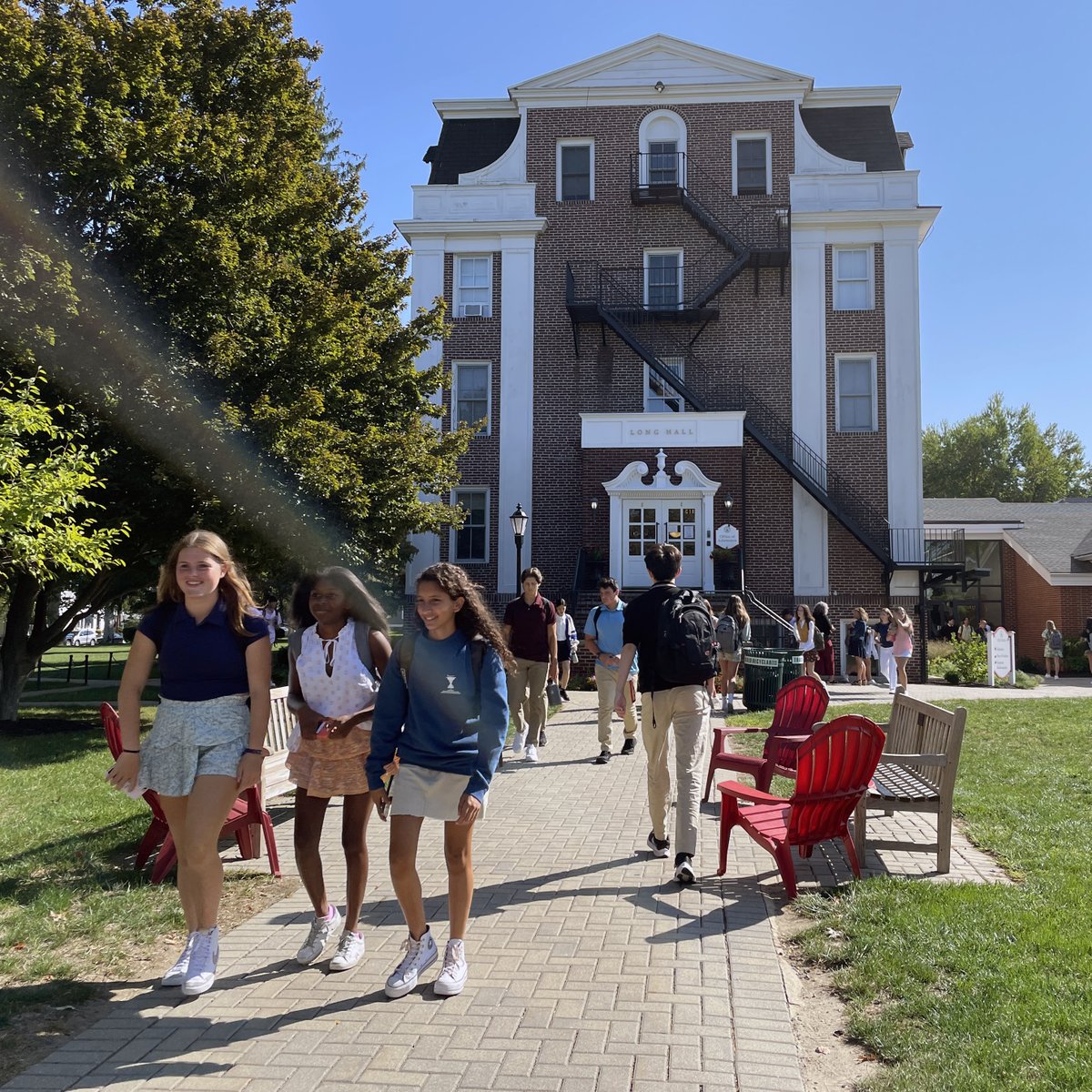 tps_news's tweet photo. There's no better way to learn about The Pennington School than to visit campus! Our first Upper School Experience is Wednesday, Oct. 19, and our first Middle School Information Session is Thursday, Oct. 20. See all Admission events and register online at https://t.co/WzZ2WS3G4R. https://t.co/Qwc2jxE6ou