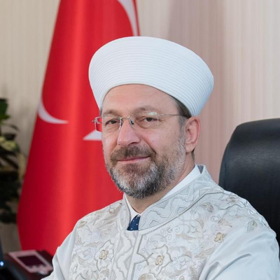 isa_ozguller's tweet photo. Yeryüzünün
#Hak
#Hakikat
#Adalet ve
#Merhamete
Muhtaç kaldığı bir dönemde
Peygamber Efendimizin (s.a.v.)
Kutlu Çağrısını
Davet ve irşat yöntemini
Onun örnekliğinde
Yeniden tefekkür edelim istiyoruz.
Diyanet İşleri Başkanı #AliErbaş https://t.co/JWCthkLC9P