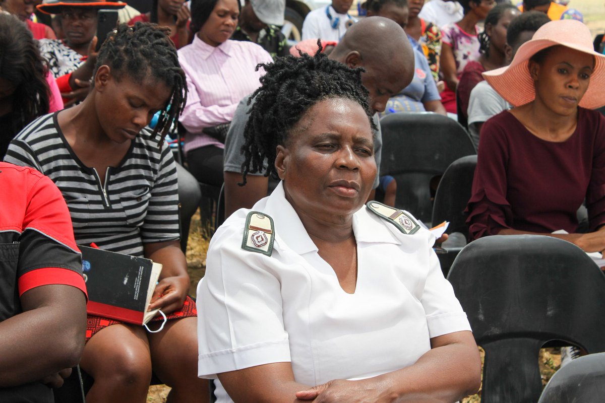 ZWBorg's tweet photo. A #HVTE community mobilization and sensitization meeting was conducted to increase awareness in Epworth district on VAWG consequences, response, prevention, gender equality &amp; referral pathway @ community level.
#HeForShe 
#StopGBV 
@unwomenzw @WCOZIMBABWE @nangozimbabwe @OSISAF https://t.co/ZvkToIkWHS