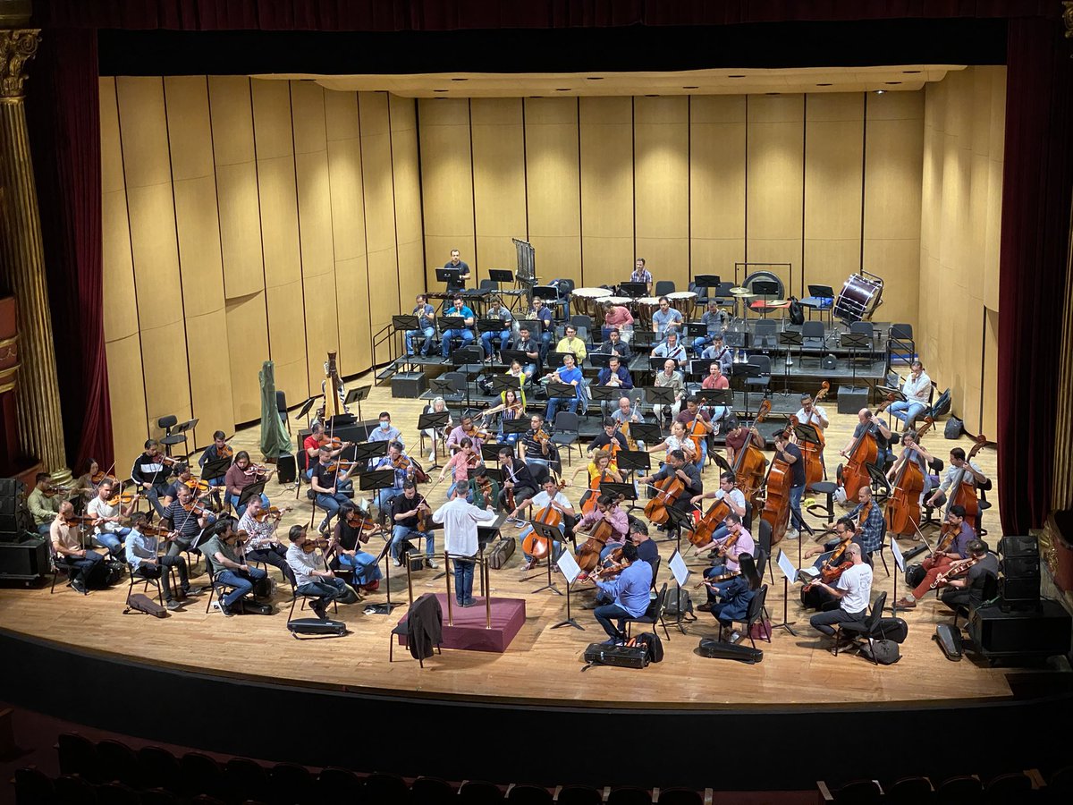 FilarmonicaJal's tweet photo. Bajo la dirección del maestro José Luis Castillo, estamos preparando el programa número 1 de la temporada, con obras de Bacewicz, Prokofiev y Brahms.

Te esperamos este jueves y domingo en el Teatro Degollado. 

*Boletos desde $100 pesos, en taquillas del teatro y Ticketmaster. https://t.co/tqBc67m64f