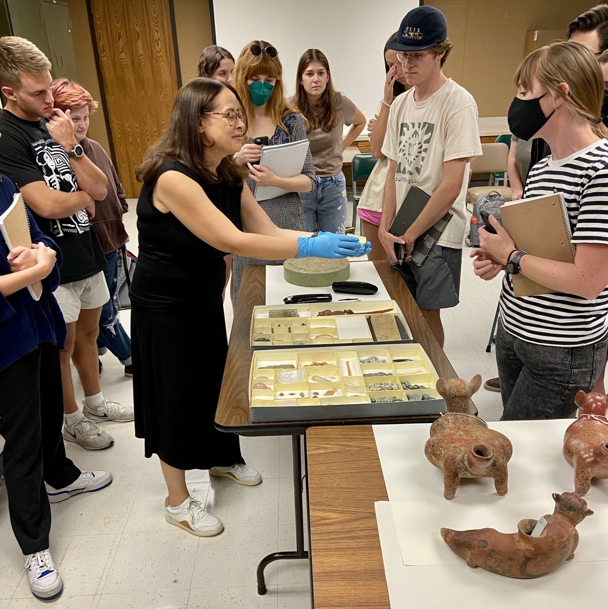uarkart's tweet photo. Students in Dr. Ana Pulido Rull’s Pre-Columbian Art History class visited the UARK Museum last week to study relevant objects from the Museum’s archeology collection including the Colima dog 🔍 https://t.co/GP8V82Usgv