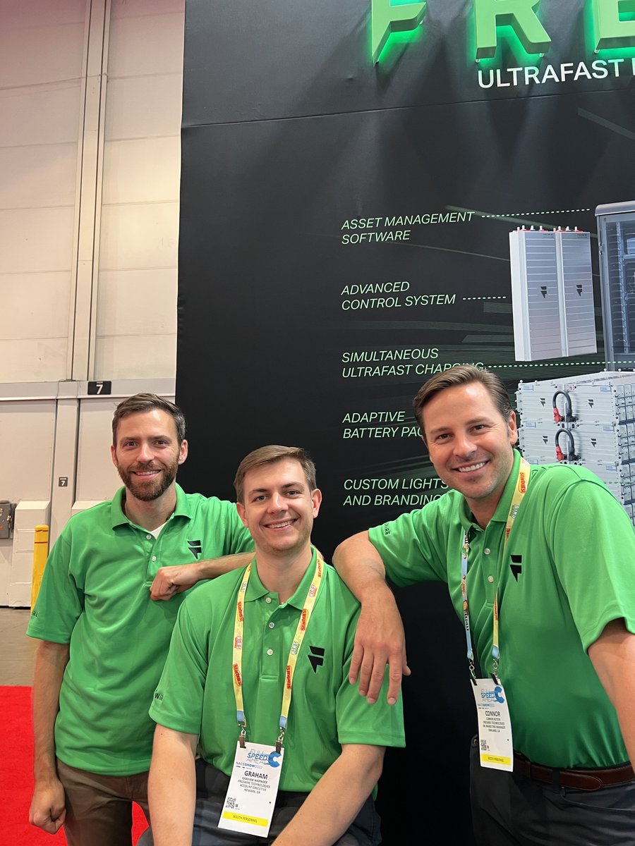 FreeWireTech's tweet photo. The @NACSonline Show flew by this week! The @FreeWireTech team were certainly inspired - thanks to everyone that stopped by our booth &amp; to the organizers for another great event. Looking forward to seeing you all again in Atlanta in 2023 💚

#nacsshow #fullspeedahead #FreeWire https://t.co/4lmffHd4UD
