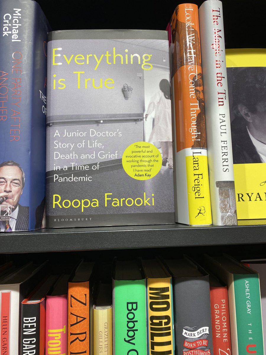 SKarrtik's tweet photo. When you know the author☺️ 
Super proud! 

#EverythingIsTrue
@RoopaFarooki 
Another @EKHUFT genius! 
From the realisation that she has a Wikipedia page to working with her! 

Roopa’s journey has been really intriguing! And obviously a great read! https://t.co/fPUe3TLias
