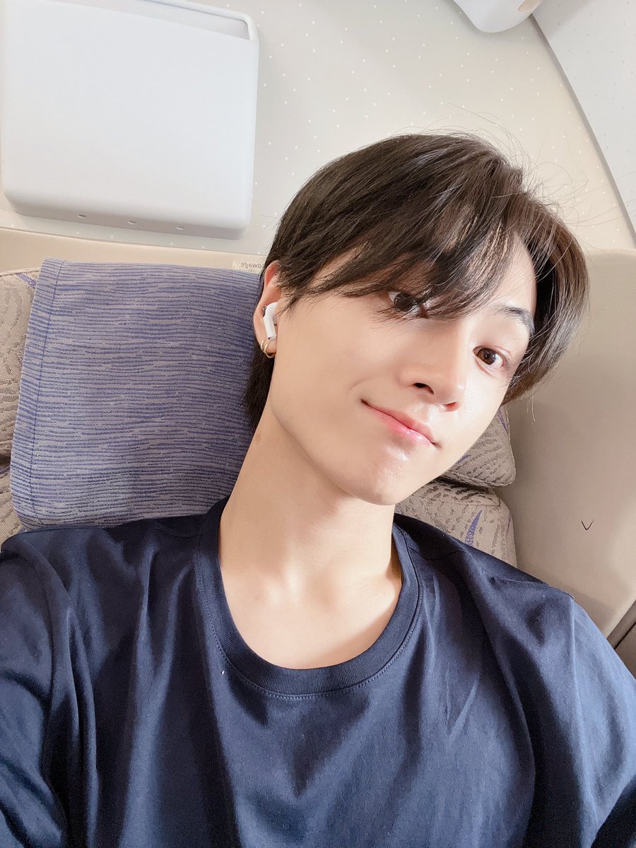 อันเปา หนวดแมว /•᷅•᷄\੭ tweet media