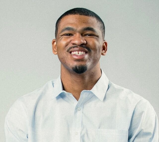 OPFoodSearch's tweet photo. We are beyond thrilled for our MetroMarket Senior Manager, Quinton Ward, who will attend the Next City Vanguard in October. Together with the other Fellows, he will share in the innovation of ideas for urban community planning. #HealHungerSTL https://t.co/ugEYJV7MWw https://t.co/FFTMqD7va2